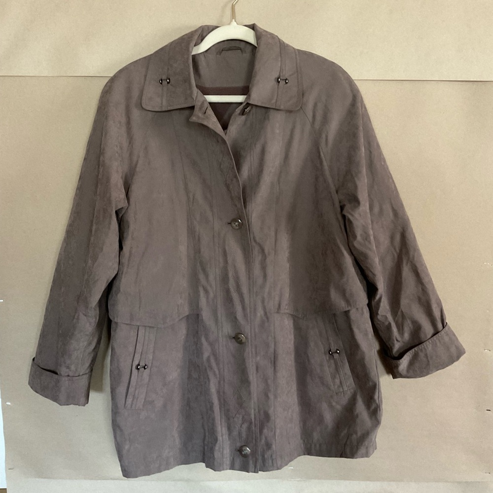 Carolina Colours jacket. Gray. Size M.